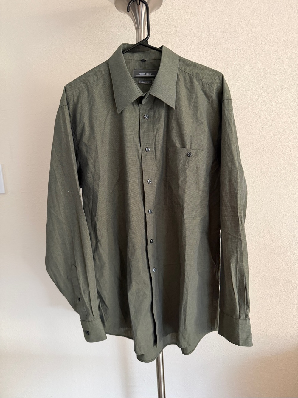 Finest Tailor Olive Green Dress Shirt - Wrinkle-Free